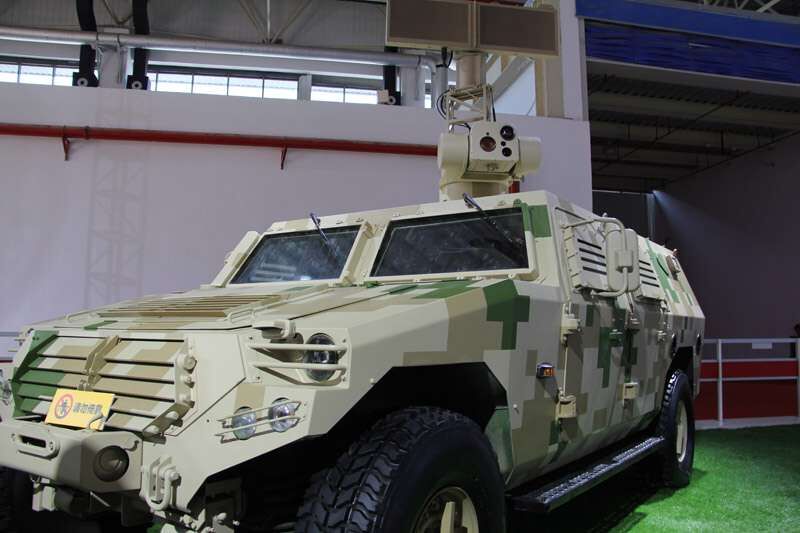 CS/AA6型 輕機動25毫米彈炮結合武器系統偵查指揮車 （人民網李楠樺攝） 