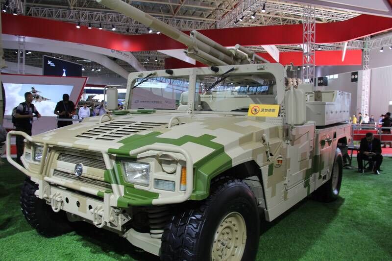 CS/SS4型81/82毫米速射迫擊炮武器系統 （人民網李楠樺攝） 