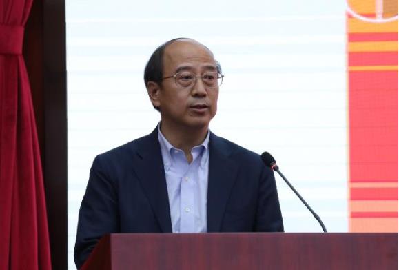 中國石油天然氣集團有限公司董事長、黨組書記戴厚良發言